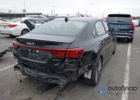 2023 Kia Forte Gt-Line z USA, uszkodzony, nr VIN 3KPF54ADXPE515688